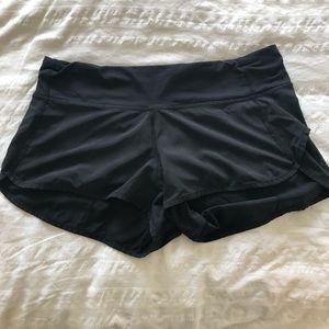 lululemon Speed Up Short 2.5” Size 6